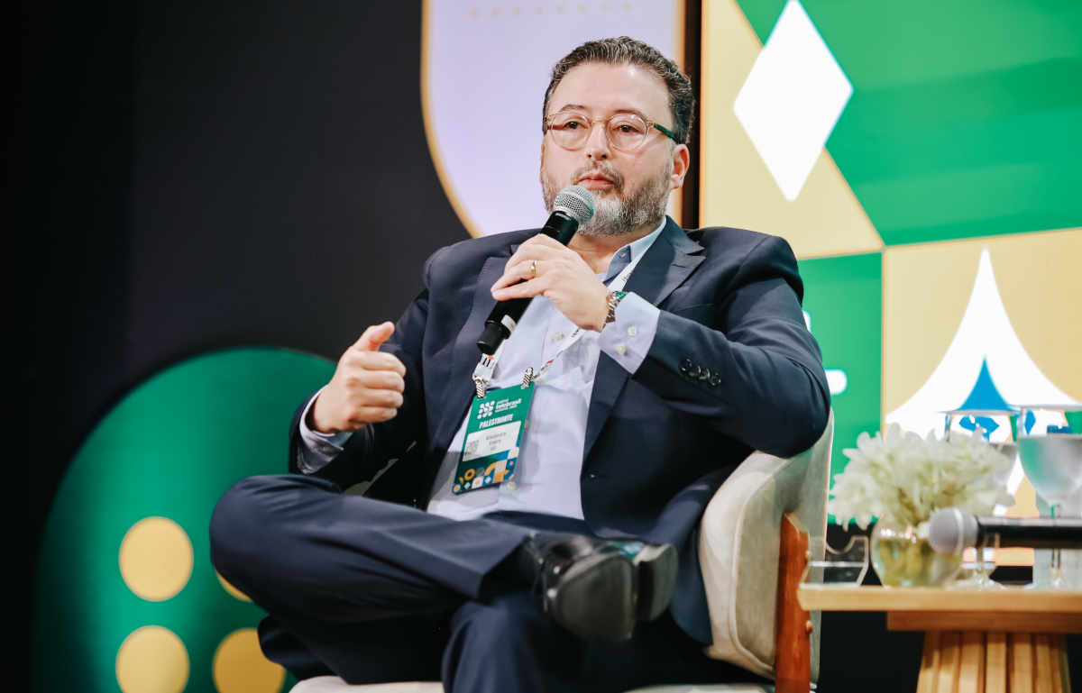 Alexandre Freire, conselheiro da Anatel, no Painel Telebrasil 2025 (Divulgação)